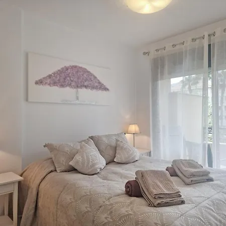 Apartment Center By Nras *